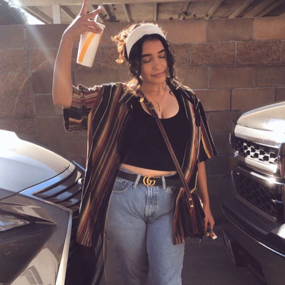 Meet your Posher, Erika - Picture 1 of 1